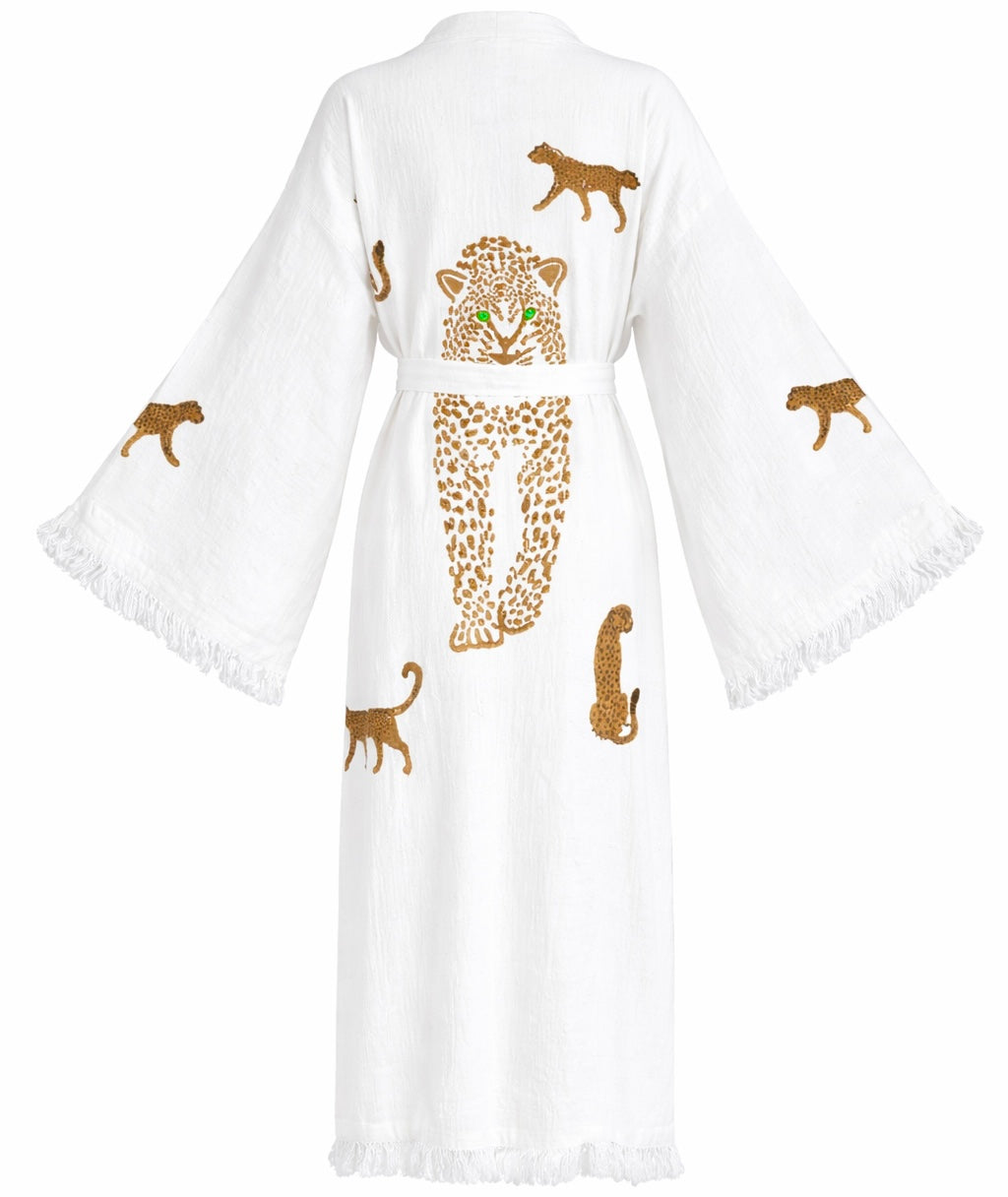 Neutral Leopard