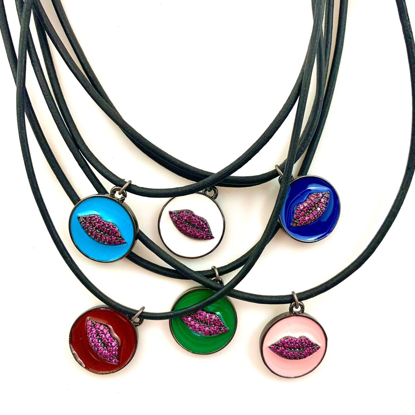 smooch-magnetic dainty
