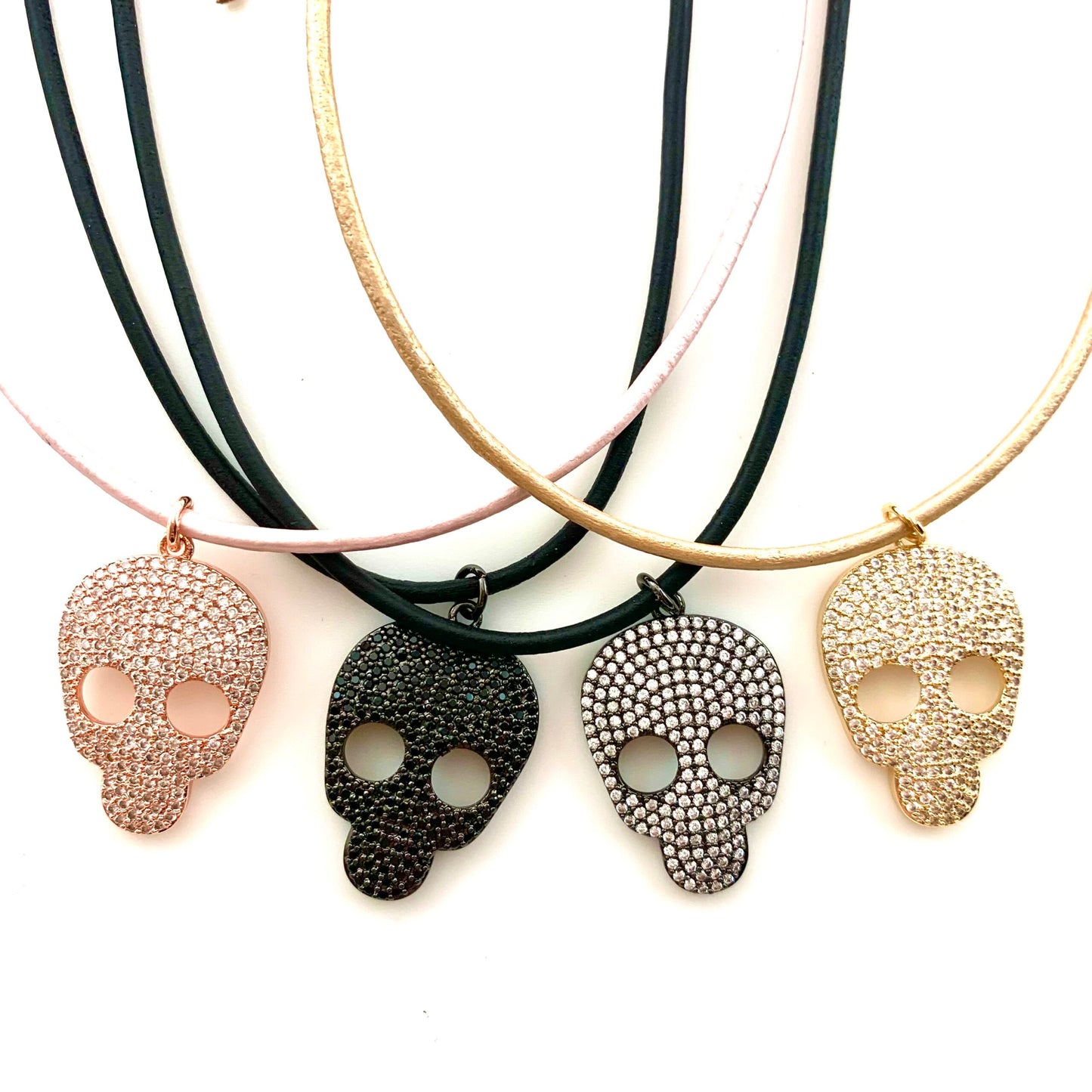 skull-magnetic dainty