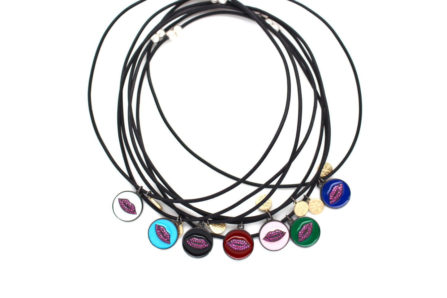 smooch-magnetic dainty