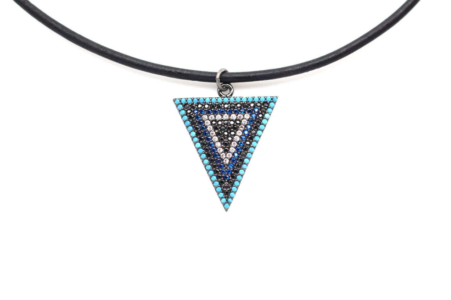 triangle-magnetic dainty