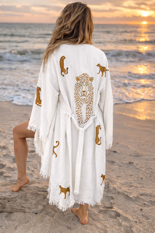 Neutral Leopard