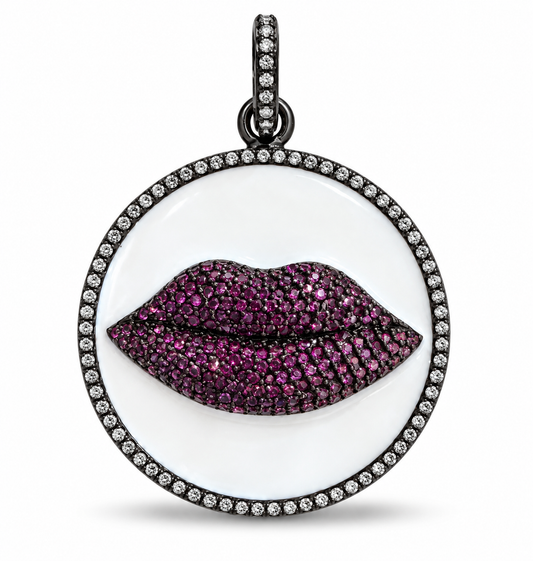 Enamel Smooch